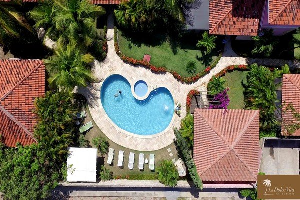 La Dolce Vita Flat e Pousada na Praia do Francês